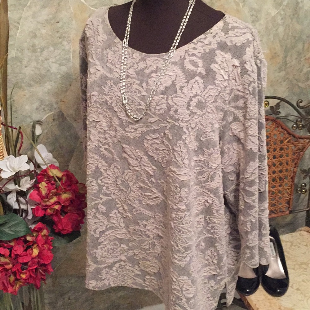Cityknits Shirt top blouse tunic. - Picture 8 of 8
